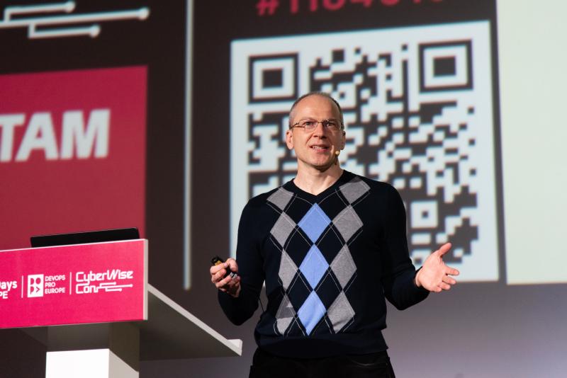 Featured image of post My first conference talk experience